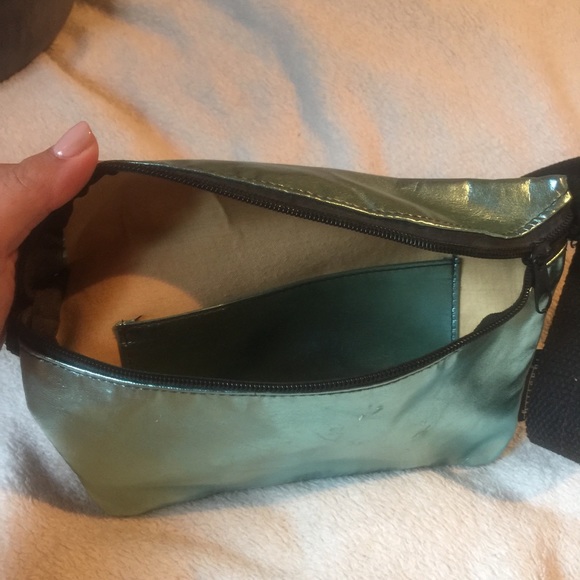 Turquoise metallic fanny pack - Picture 4 of 4